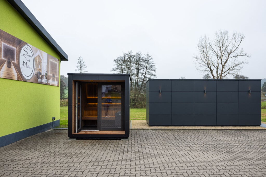 Kleine Luxus Außensauna